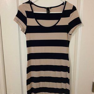 Small H&M White and Navy Fitted Dress